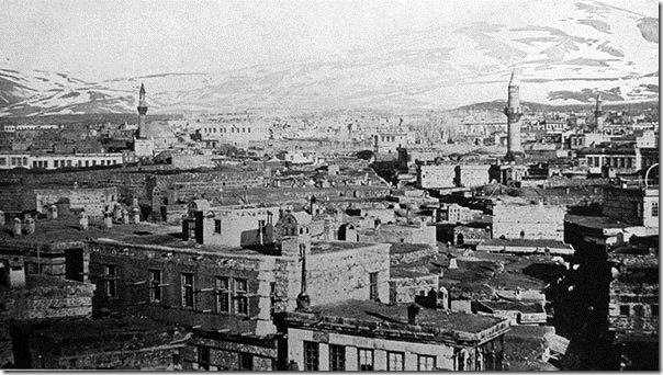 A general scene of Erzerum in the early 1900's.